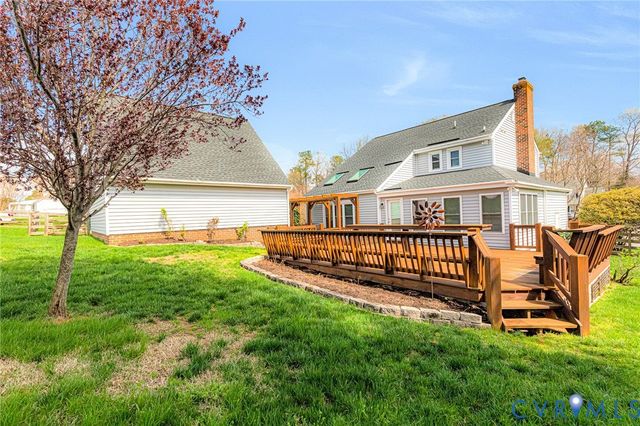 8297 Soft Wind Dr, Mechanicsville, VA 23111