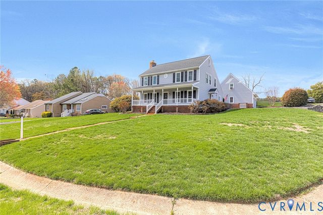 8297 Soft Wind Dr, Mechanicsville, VA 23111