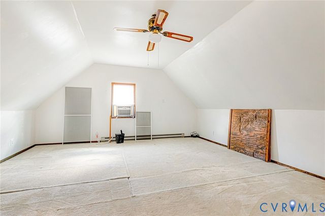 8297 Soft Wind Dr, Mechanicsville, VA 23111