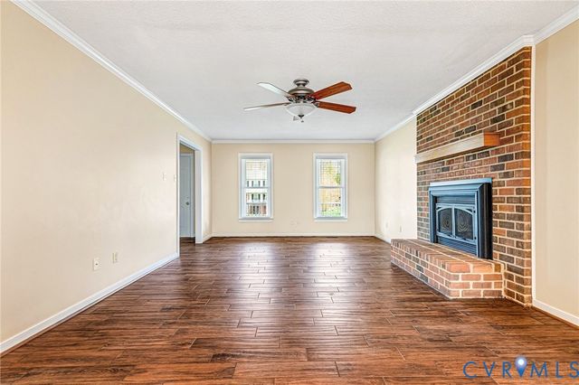 8297 Soft Wind Dr, Mechanicsville, VA 23111