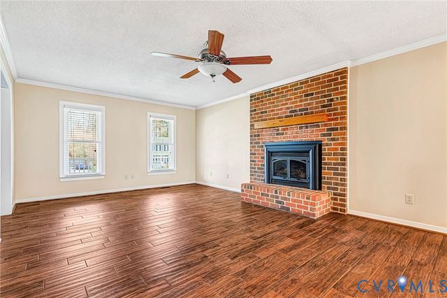 8297 Soft Wind Dr, Mechanicsville, VA 23111