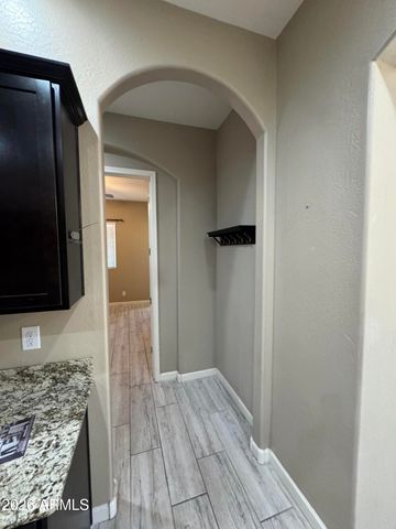 1367 S COUNTRY CLUB Drive 1034, Mesa, AZ 85210