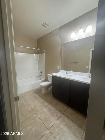 1367 S COUNTRY CLUB Drive 1034, Mesa, AZ 85210