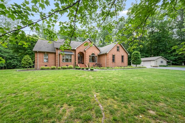 189 Turkey Creek Dr, Tullahoma, TN 37388