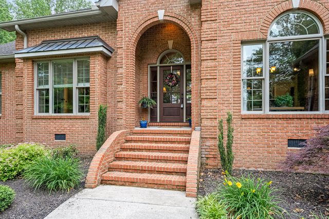 189 Turkey Creek Dr, Tullahoma, TN 37388