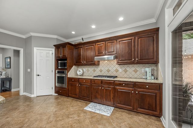 189 Turkey Creek Dr, Tullahoma, TN 37388