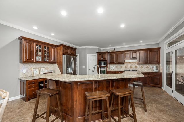 189 Turkey Creek Dr, Tullahoma, TN 37388