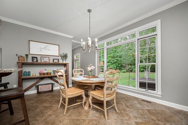 189 Turkey Creek Dr, Tullahoma, TN 37388