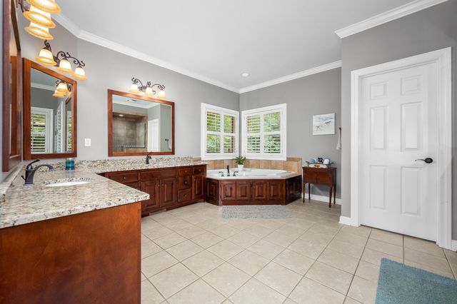 189 Turkey Creek Dr, Tullahoma, TN 37388