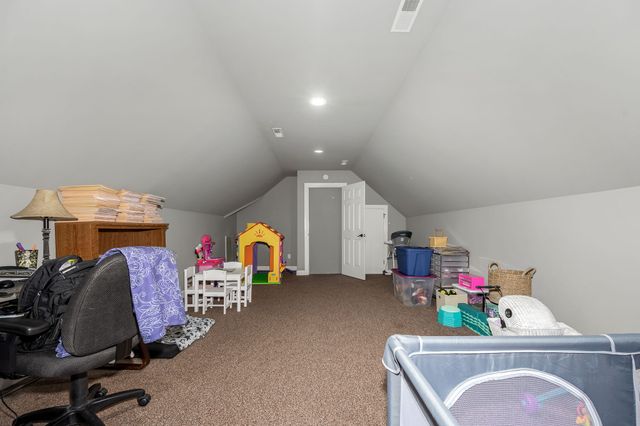 189 Turkey Creek Dr, Tullahoma, TN 37388