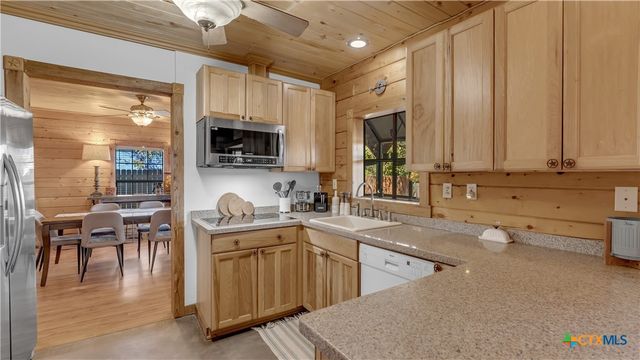 872 CR 430, San Saba, TX 76877