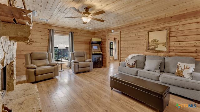 872 CR 430, San Saba, TX 76877