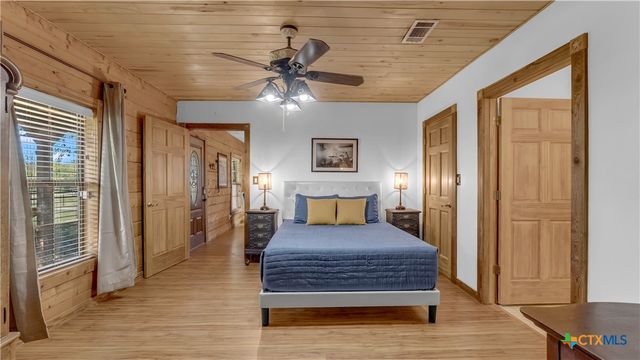 872 CR 430, San Saba, TX 76877