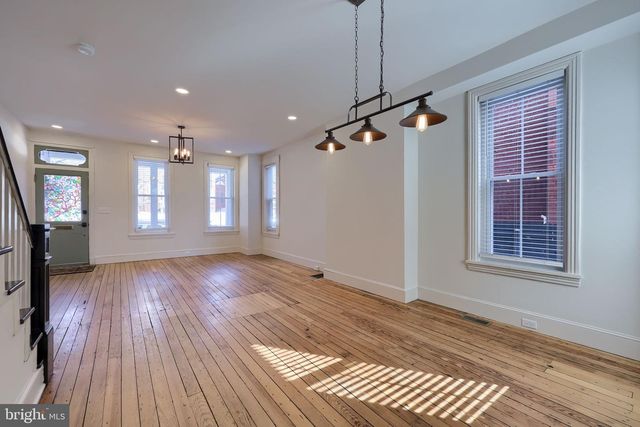 134 S 2ND ST, Columbia, PA 17512