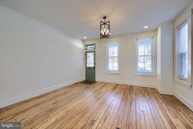 134 S 2ND ST, Columbia, PA 17512