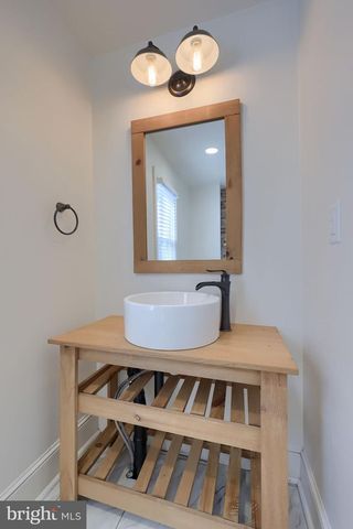 134 S 2ND ST, Columbia, PA 17512