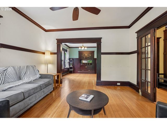 71 Ne ALBERTA St, Portland, OR 97211