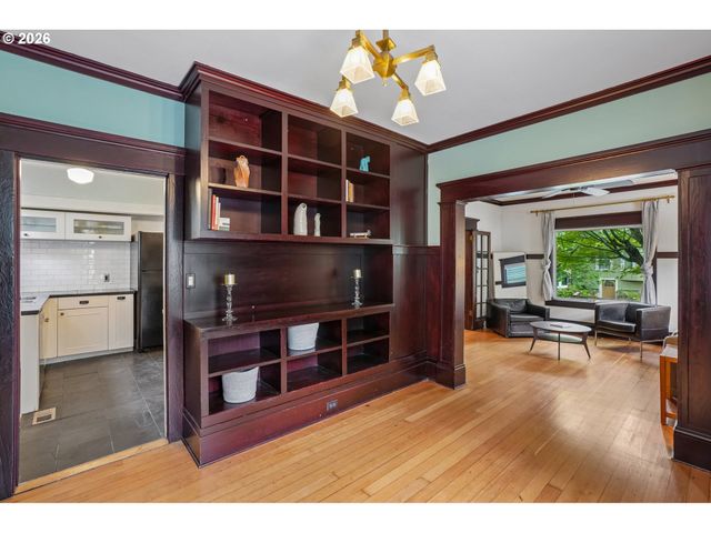 71 Ne ALBERTA St, Portland, OR 97211