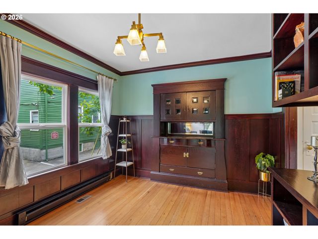 71 Ne ALBERTA St, Portland, OR 97211