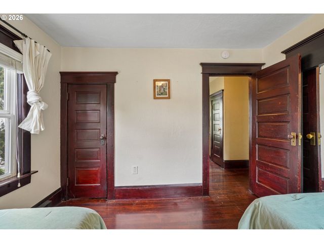 71 Ne ALBERTA St, Portland, OR 97211