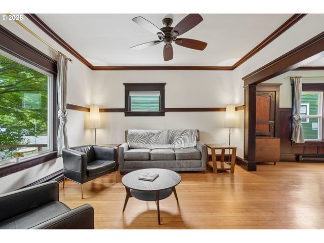 71 Ne ALBERTA St, Portland, OR 97211