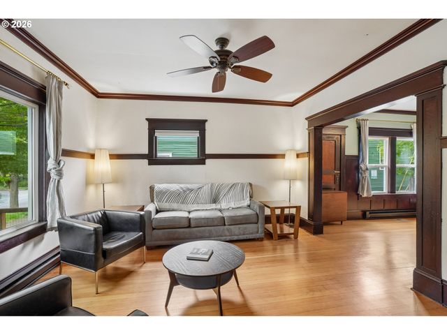 71 Ne ALBERTA St, Portland, OR 97211