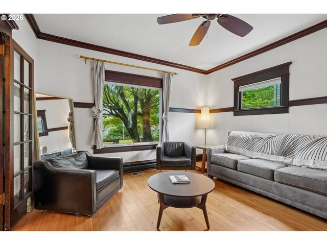 71 Ne ALBERTA St, Portland, OR 97211