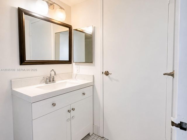 7601 E Treasure Dr 1505, North Bay Village, FL 33141