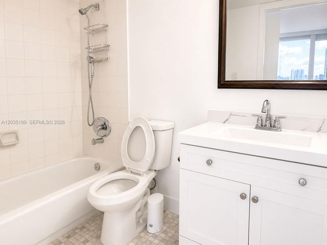 7601 E Treasure Dr 1505, North Bay Village, FL 33141