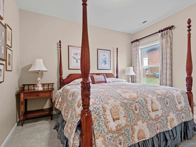 14385 Birkdale Circle, Athens, AL 35613