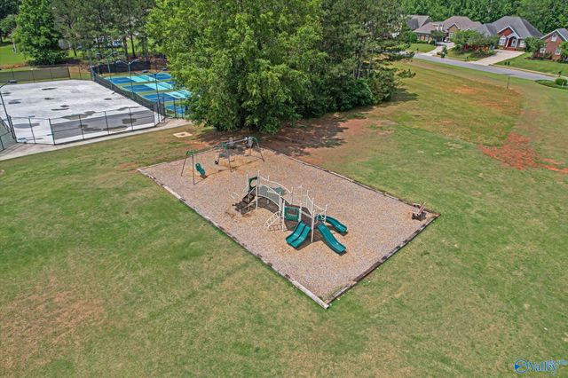 14385 Birkdale Circle, Athens, AL 35613