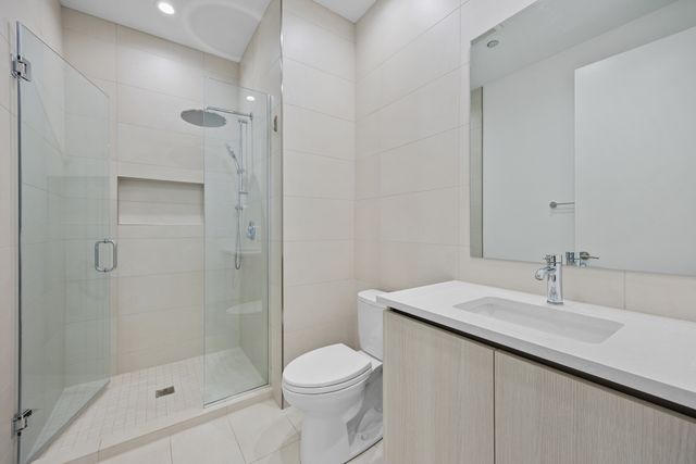 305 S Racine Avenue PHD, Chicago, IL 60607