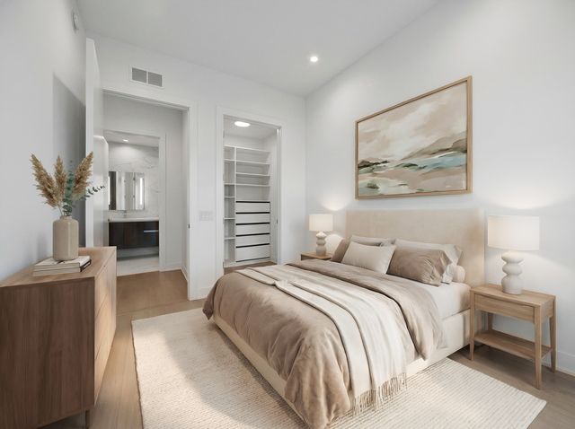 305 S Racine Avenue PHD, Chicago, IL 60607