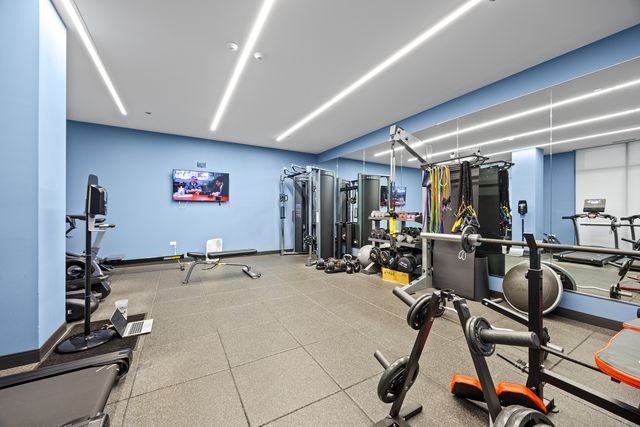 305 S Racine Avenue PHD, Chicago, IL 60607