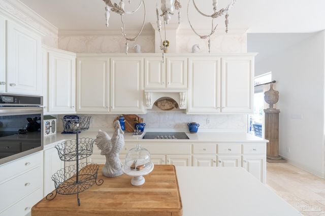 4954 Hickory Shores Blvd, Gulf Breeze, FL 32563