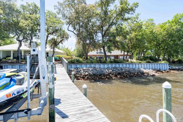 4954 Hickory Shores Blvd, Gulf Breeze, FL 32563