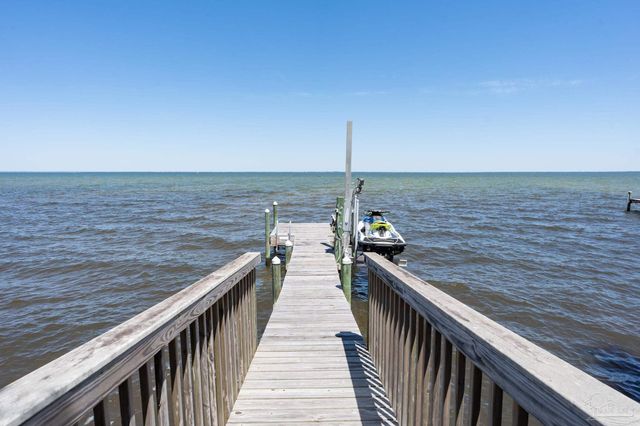 4954 Hickory Shores Blvd, Gulf Breeze, FL 32563