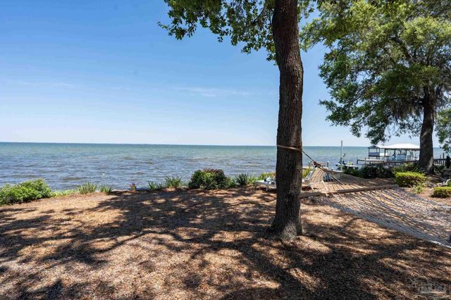 4954 Hickory Shores Blvd, Gulf Breeze, FL 32563