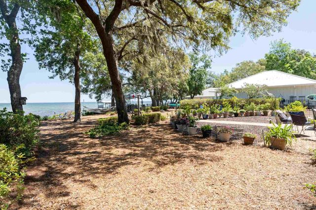 4954 Hickory Shores Blvd, Gulf Breeze, FL 32563