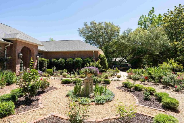 4954 Hickory Shores Blvd, Gulf Breeze, FL 32563