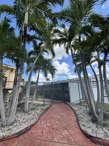 18601 SW 98th Avenue, Cutler Bay, FL 33157