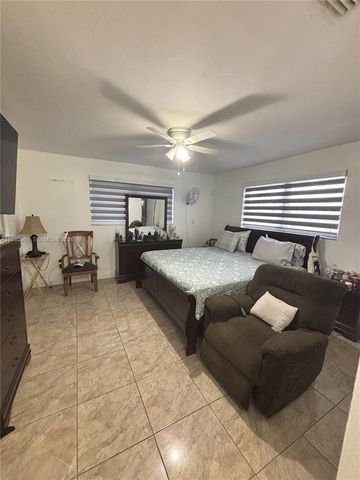 18601 SW 98th Avenue, Cutler Bay, FL 33157