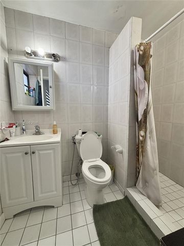 18601 SW 98th Avenue, Cutler Bay, FL 33157