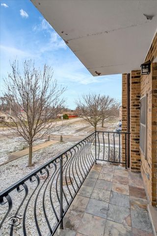 17510 71st Court 2A, Tinley Park, IL 60477