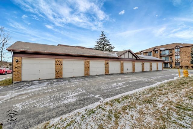 17510 71st Court 2A, Tinley Park, IL 60477