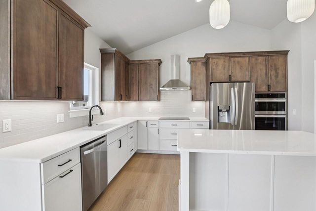 228 Cardinal Lane, Sauk City, WI 53583