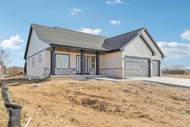 228 Cardinal Lane, Sauk City, WI 53583