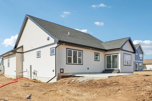 228 Cardinal Lane, Sauk City, WI 53583
