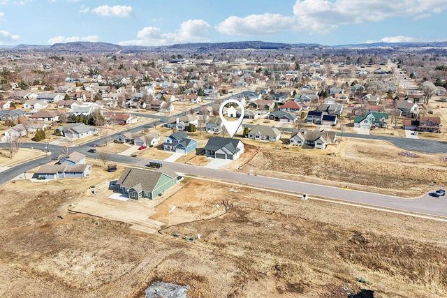 228 Cardinal Lane, Sauk City, WI 53583