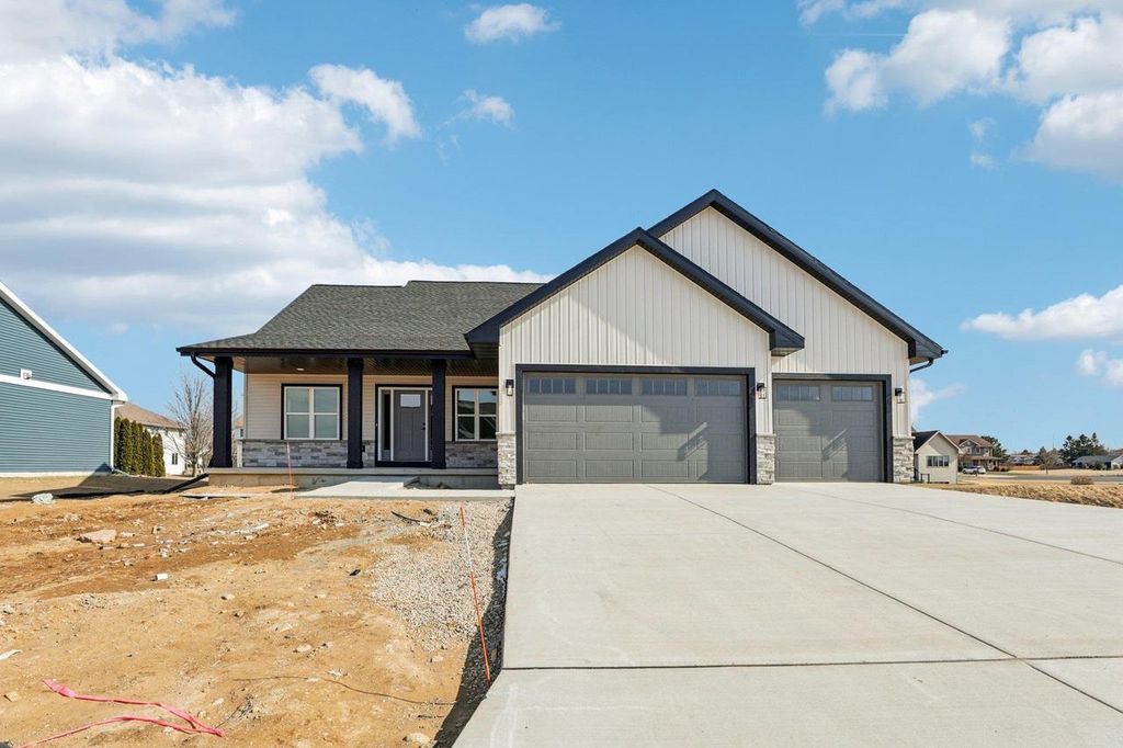 228 Cardinal Lane, Sauk City, WI 53583